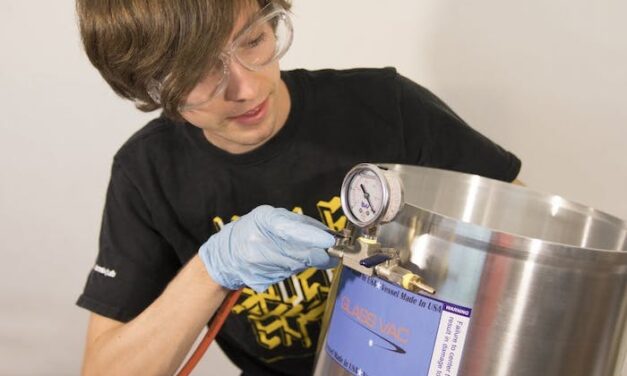 Luminosity Lab develops new sterilization units for masks, general goods