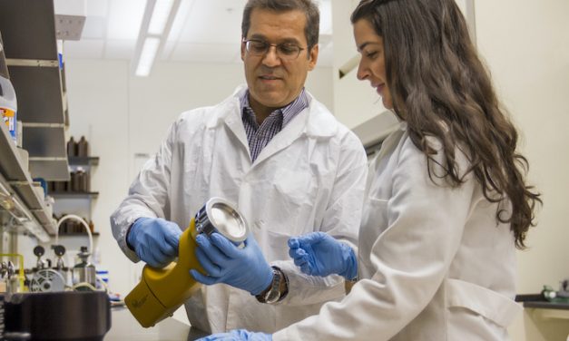 ASU Researchers Test Inventors’ Coronavirus-Killing Smartphone Technology