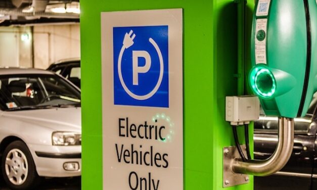 Electric cars generate interest as gas prices soar