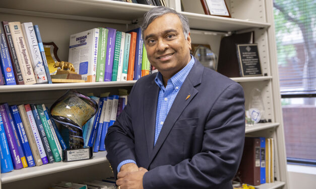 Microelectronics faculty member honored with prestigious award